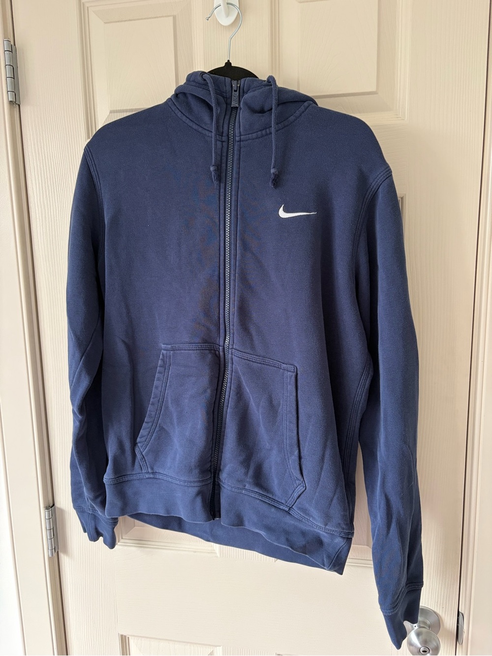 ⚽️ NIKE - Size Medium Navy Zip-Up Sweater